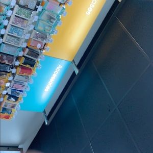 Meet your Posher, Lis